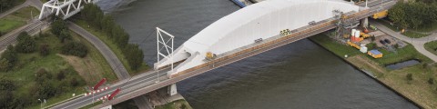 De Schalkwijkse brug over het Amsterdam Rijnkanaal in de gemeente Houten, Foto GSB